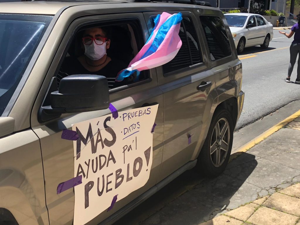 Caravana feminista protesta COVID-19